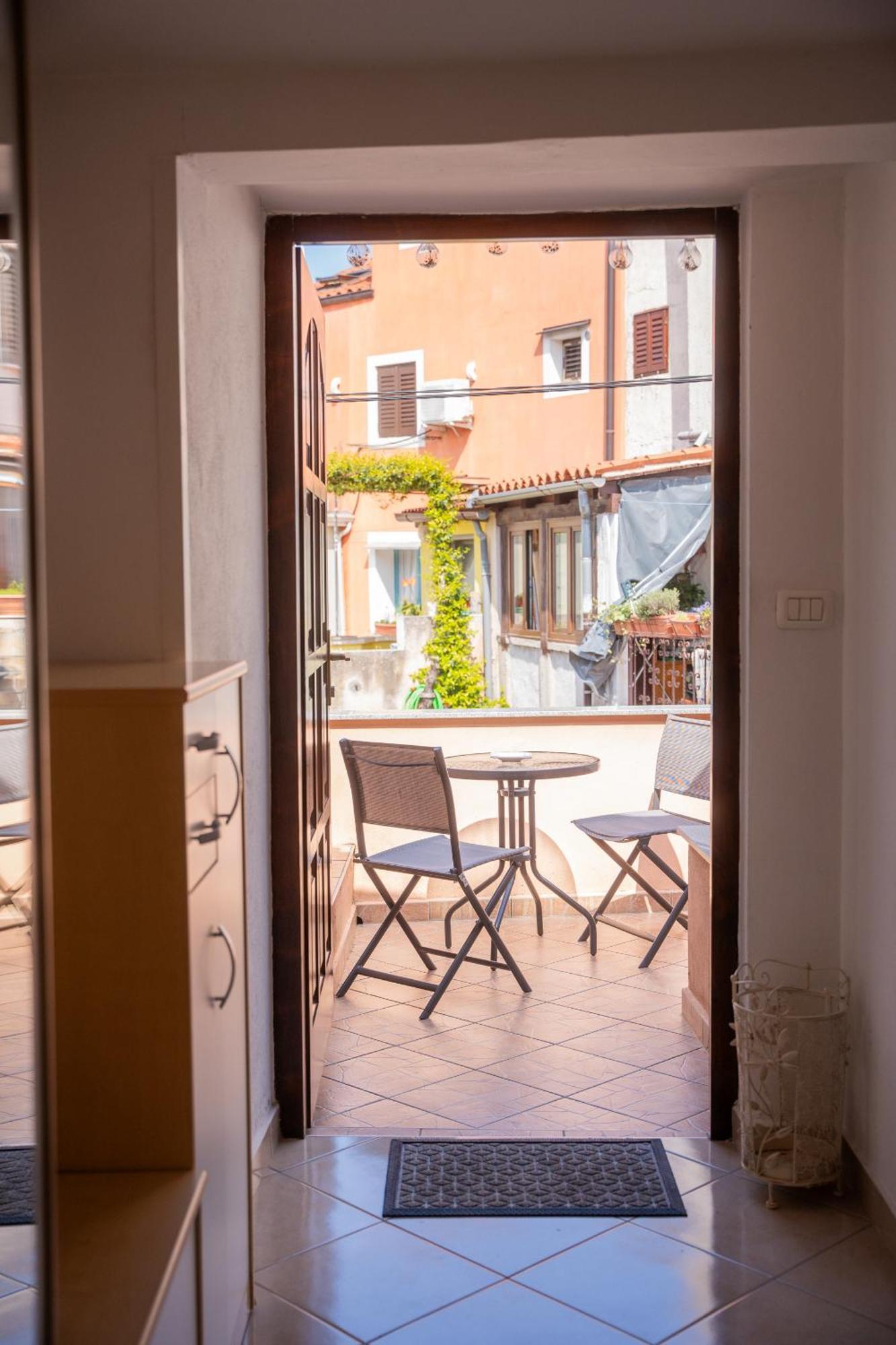 Apartment Uno Копер Экстерьер фото